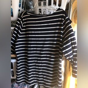 Ava and ViV
Navy and white stripe 3/4 sleeves top
New with tags